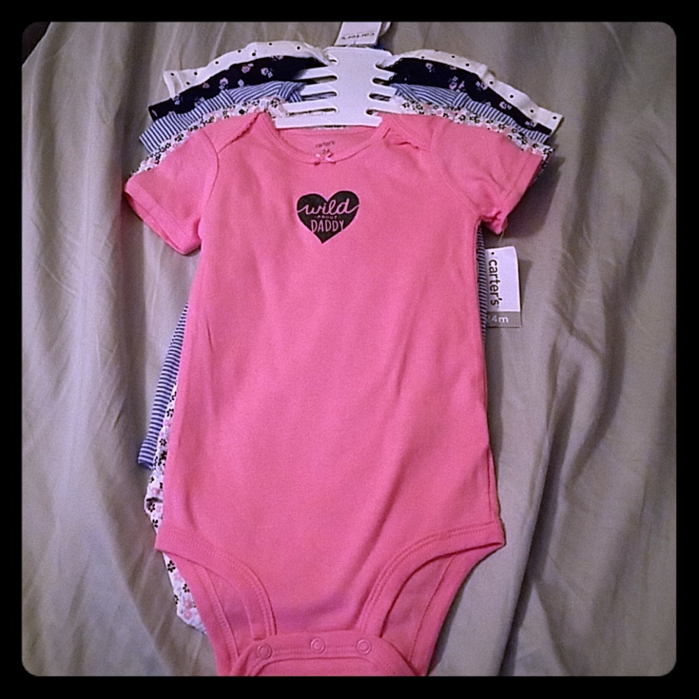 Carter's 5 piece set onesies
